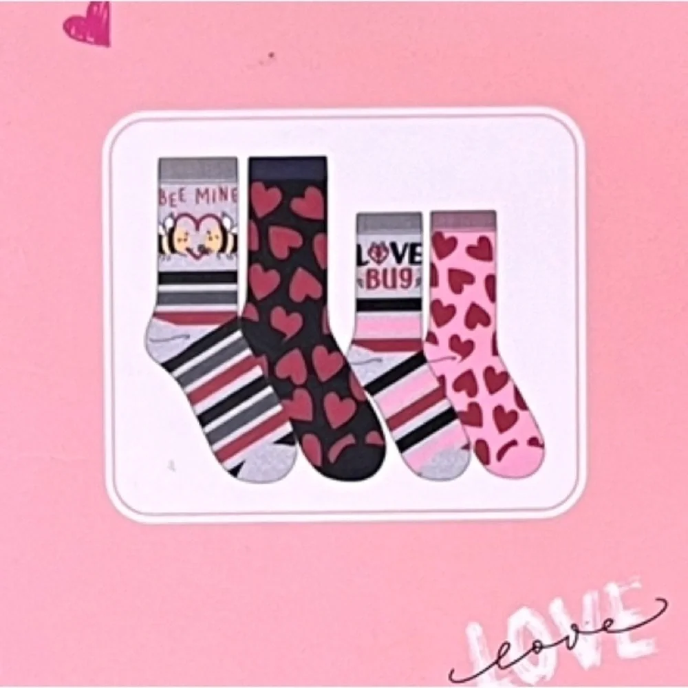 Majesty Brands Valentine’s Day Mommy & Me Sock Set 4 Pairs New